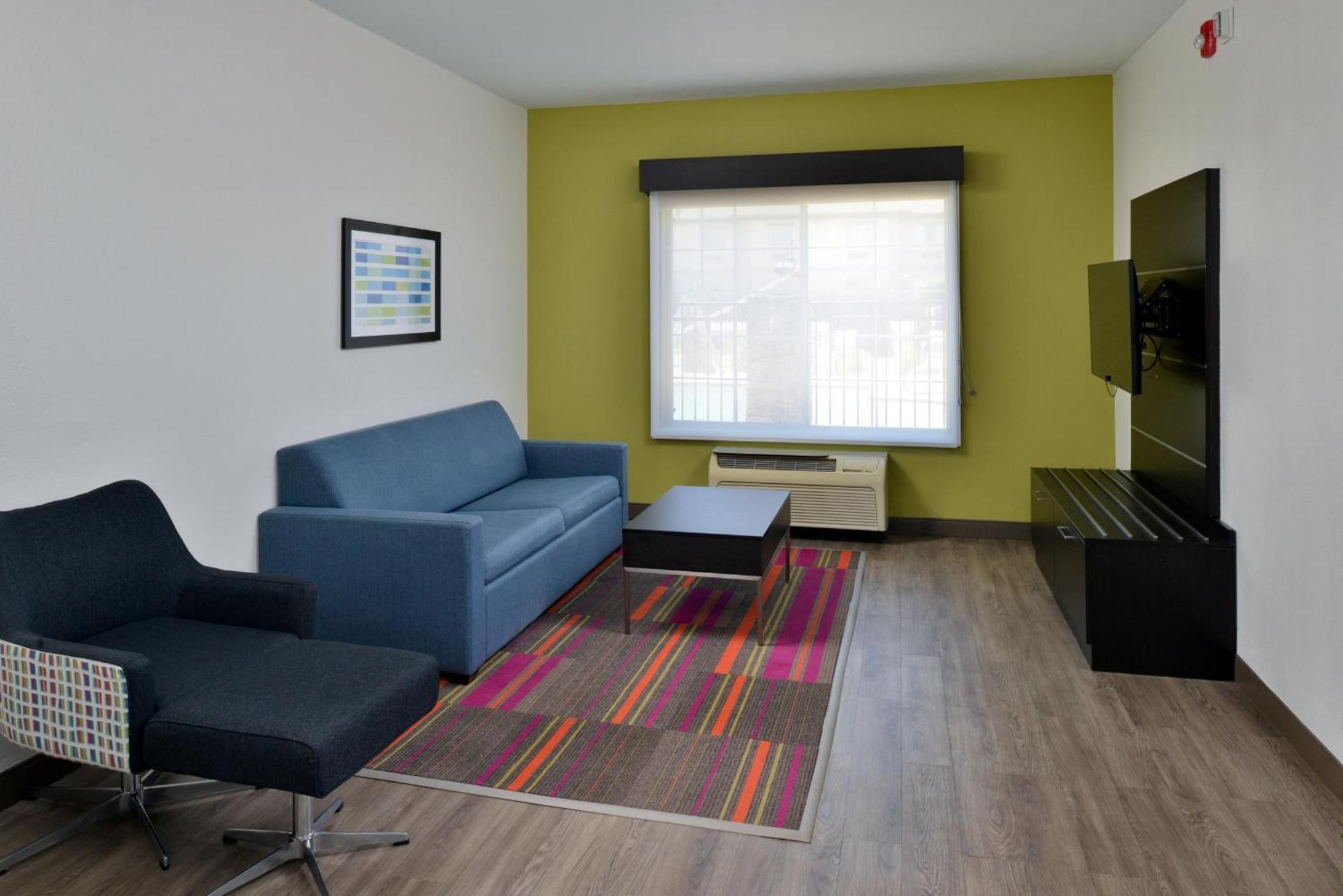 Express & By Ihg