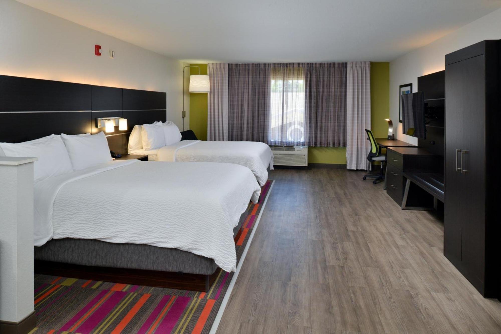 Express & By Ihg 3* Carthage